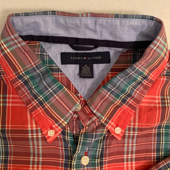 Tommy Hilfiger XL Men’s Button Down - Picture 2 of 4